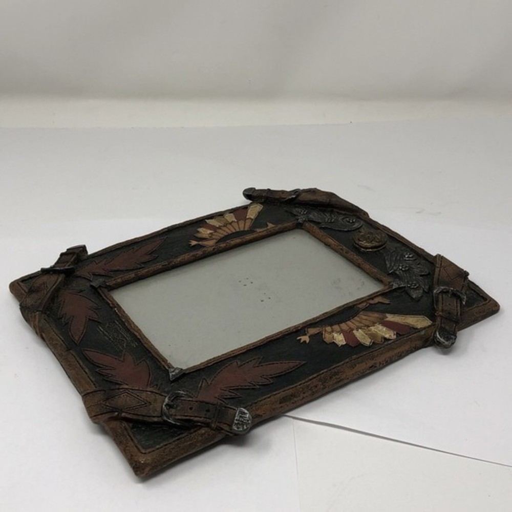 Resin Picture Frame For 4x6 Photo Eagle W/  Faux Leather Look Luggage‎ Straps - Picture 9 of 12